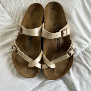 Birkenstock Mayfair Size 39